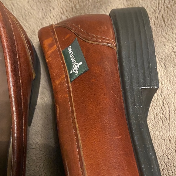 Eastland Genuine Leather Vintage Women’s Brown Loafers - Picture 3 of 6